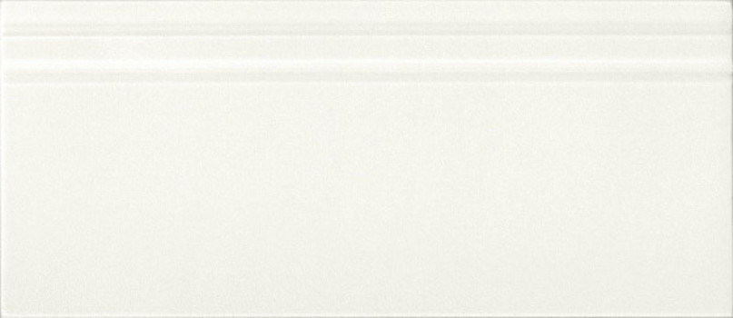 Плинтус керамический 35x15 Elegance Zoccolo Snow Craquele ZOELQ1 Ceramiche Grazia